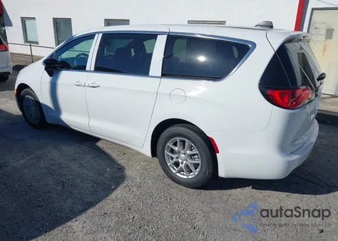 2026 Chrysler Voyager Lx из США, поврежденный, VIN 2C4RC1CG5TR185153